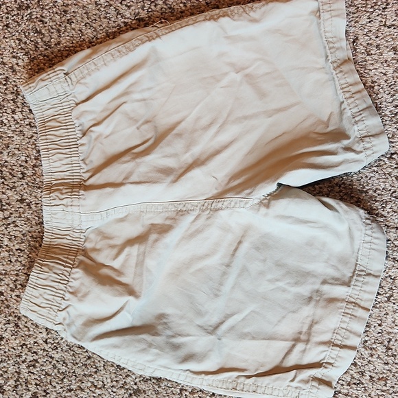Circo | Tan Shorts Elastic Waistband - Picture 5 of 6